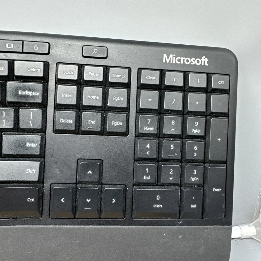 Microsoft Ergonomic Keyboard Black Wired USB Model 1878 Tested Working